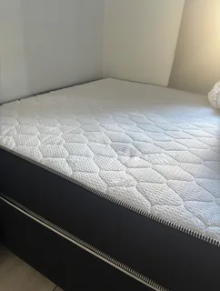 Bed square double bed