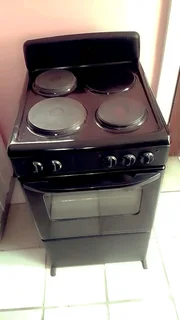 Defy 3 plate stove