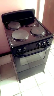 Defy 3 plate stove