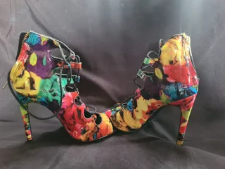 Steve Madden Womens Heels