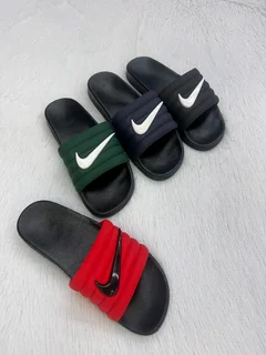 William online boutique for original ladies slides