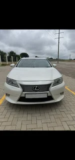 2015 Lexus ES Sedan