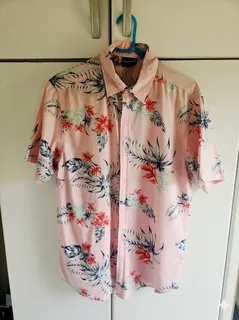 Men’s Summer Essentials Bundle – 3 Piece Set (Tropical Shirt & 2x Denim Shorts) – Pretoria