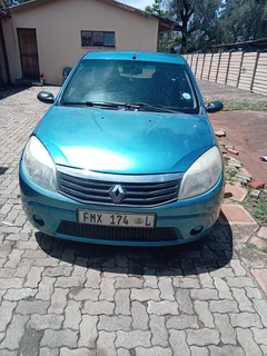 2011 Renault Sandero Hatchback