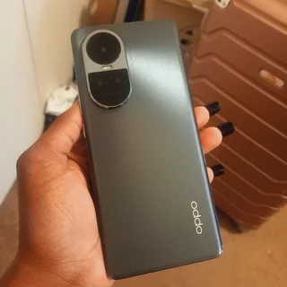 Phone - Ad posted by Palesa Tshego