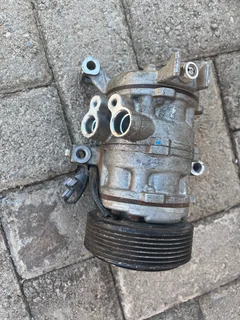 Aircon compressor Toyota Etios
