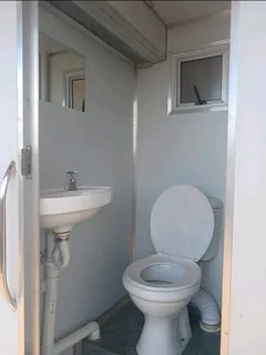 VIP Mobile Toilet
