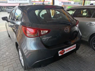Mazda 2 c