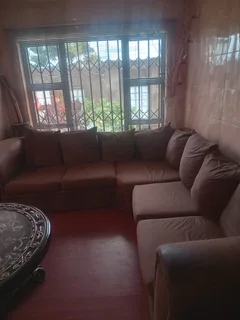 3 bedroom in Moletsane Soweto