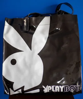 *hold Onto Your Hats, Folks!*  An Iconic Vintage Tote Playboy Bag. Wow!