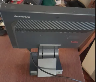 Lenovo ThinkVision Monitor (VGA)