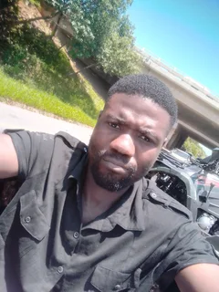 I'm looking for job as carekeeper