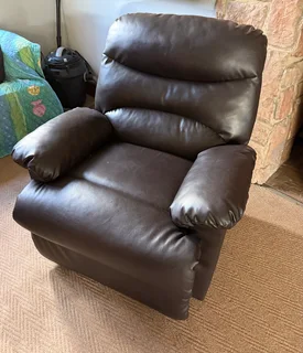 Recliner Couch - Pair