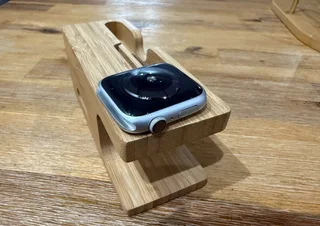 _Pre-Owned Apple Watch Series 4_• Spec: GPS • Colour: Silver Aluminium with White Sports Band• Size: