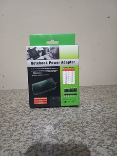 Universal laptop charger