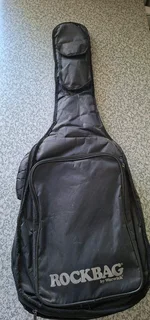 Beginner/Student sized classical guitar with nylon string