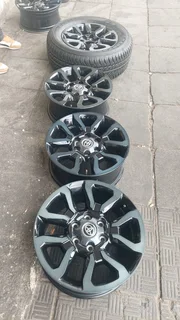 A set of 18inch royota bakkie rims