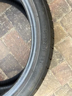 Radar DIMAX R8+ Tyre (215/40/18 XL 89Y )