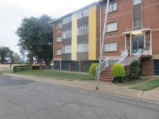 Three bedroom flat for rent in Scotville, Pietermaritzburg