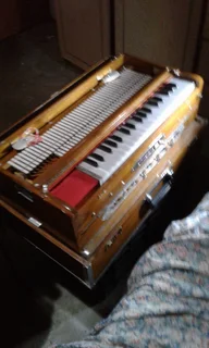9 scale harmonium brand new