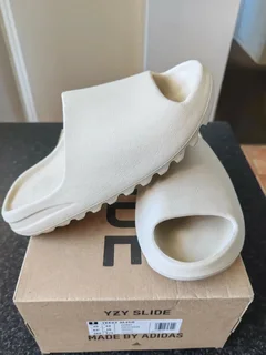 Adidas Yeezy Slides- Bone