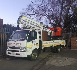 2010 Hino 300 Dropside