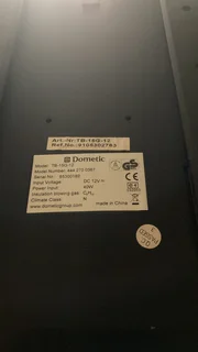 Land Rover armrest fridge