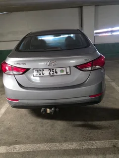 Hyundai Elantra Sedan 1.6 manual metallic grey