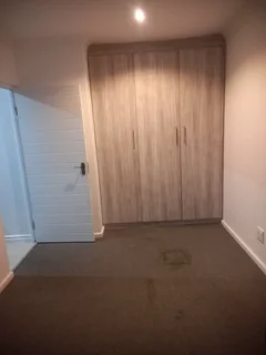 Room for rent in a 3 bedroom apartment.