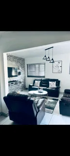 Newly renovated house east london Southernwood st Georges 67 drankesberg court unit 6. Built in kitc